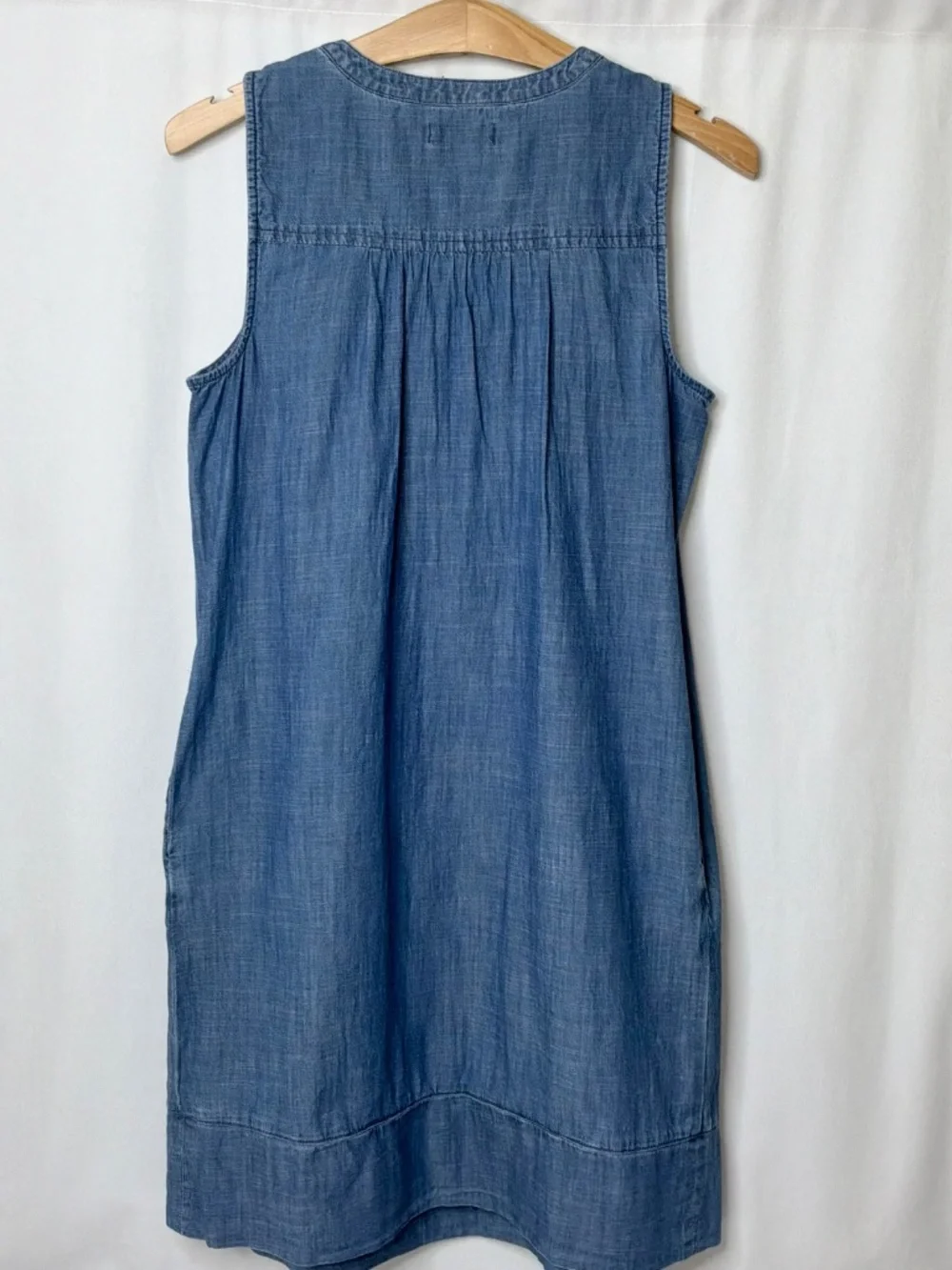 Sonoma Goods for Life Women’s Denim Colored Mini Sleeveless Dress - Picture 3 of 5